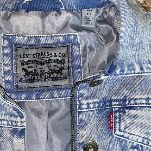 * Brand New * Levi’s lined Jean jacket - Picture 5 of 11